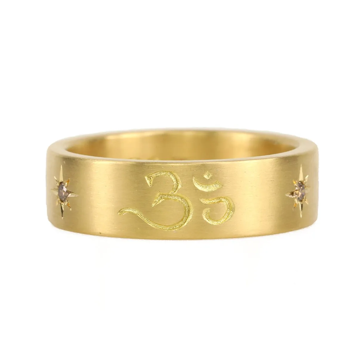 20K Gold Engraved Om Ring with Star-Set Cognac Diamonds