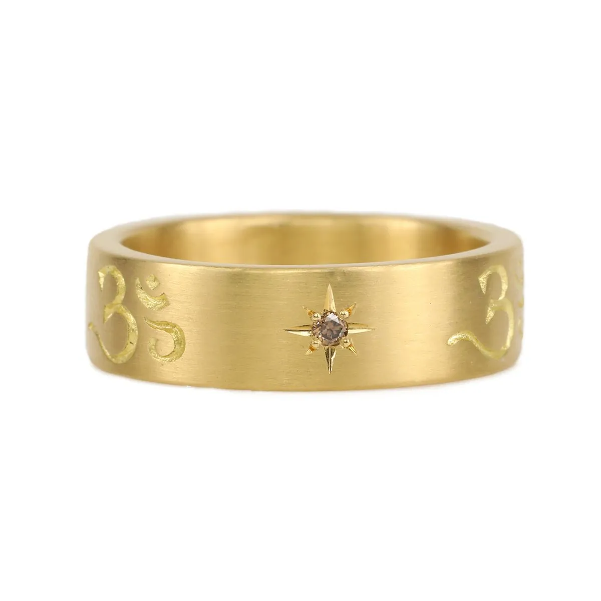 20K Gold Engraved Om Ring with Star-Set Cognac Diamonds