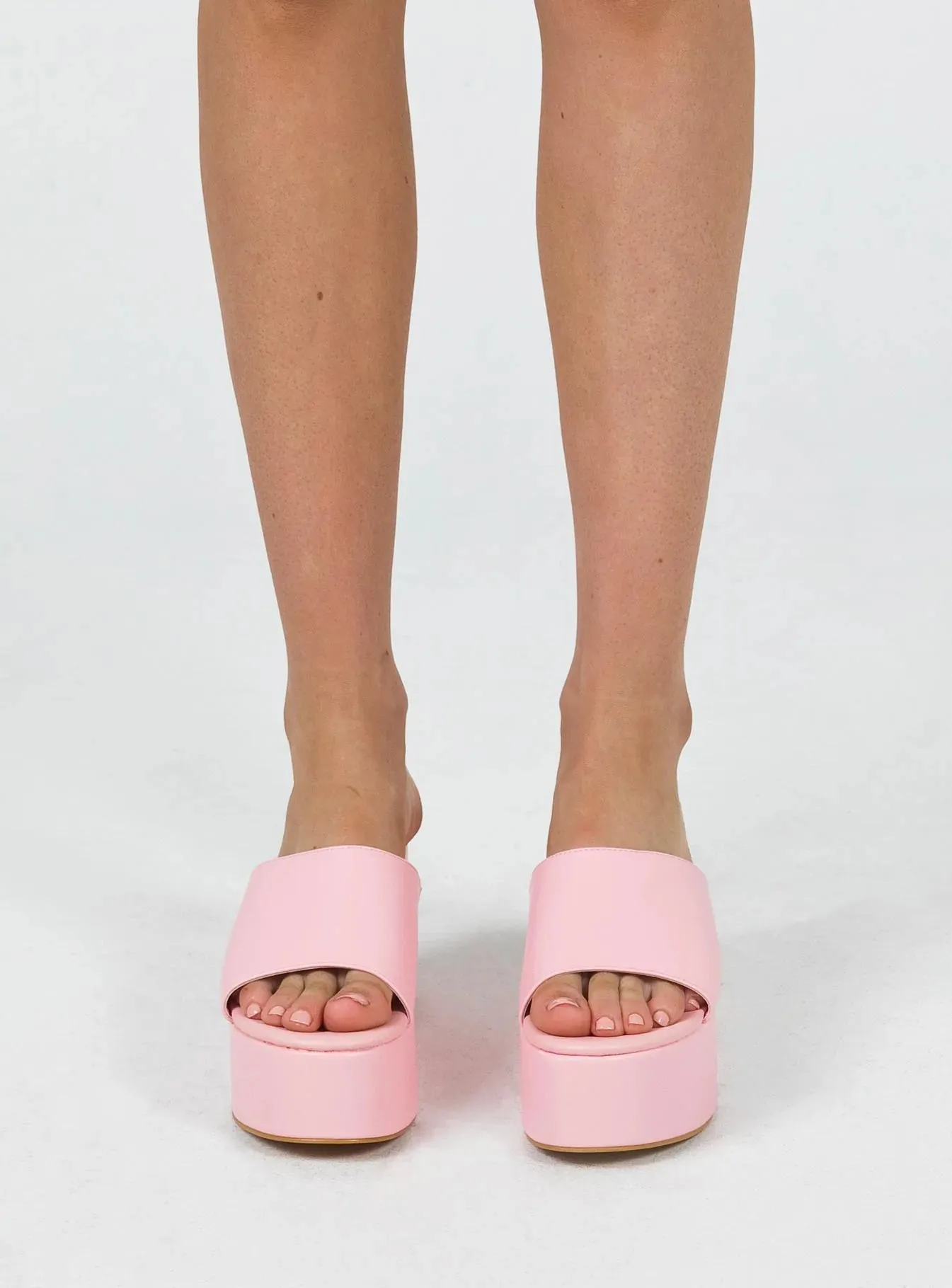 Arora Pink Slide Platform.