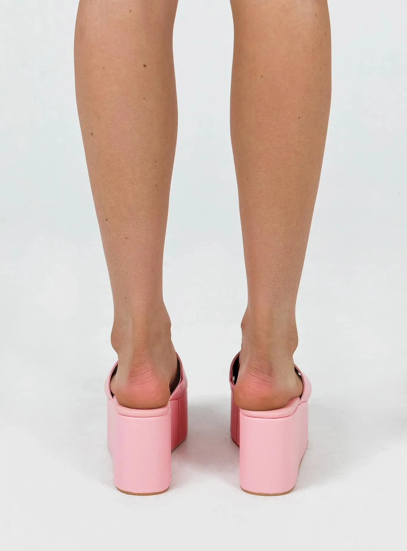 Arora Pink Slide Platform.