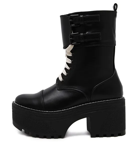 Chunky Heel Lace-Up Punk Rock Boots in Black