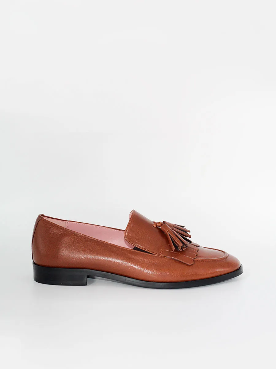 Classic leather loafers in tan - Messina FB