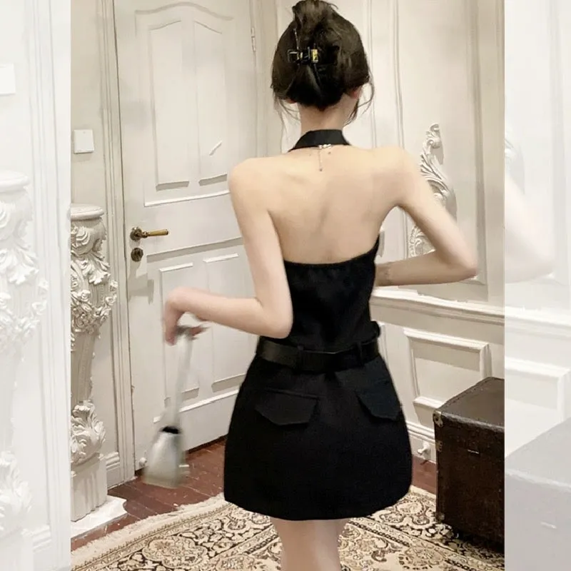 French Hepburn style backless halter dress women's summer dress 2024 new sexy pure lust sweet hot girl little black skirt