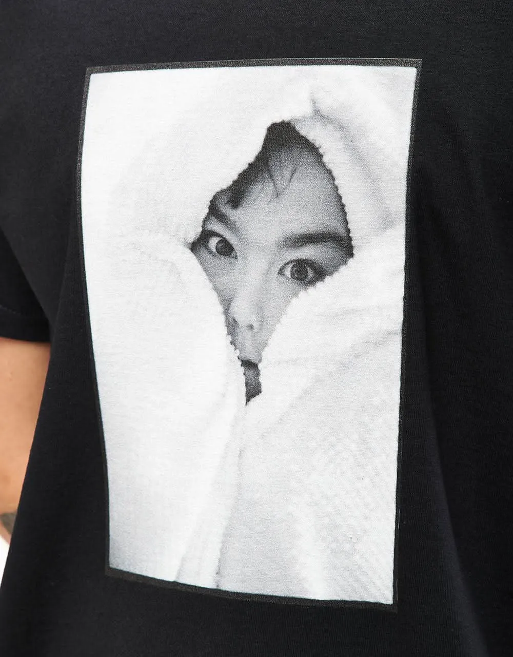 Girl x Spike Jonze Bjork Photo Vol. 2 T-Shirt - Black