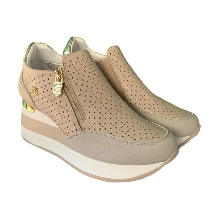 Gold & Gold GB826 Beige Women's Sneakers