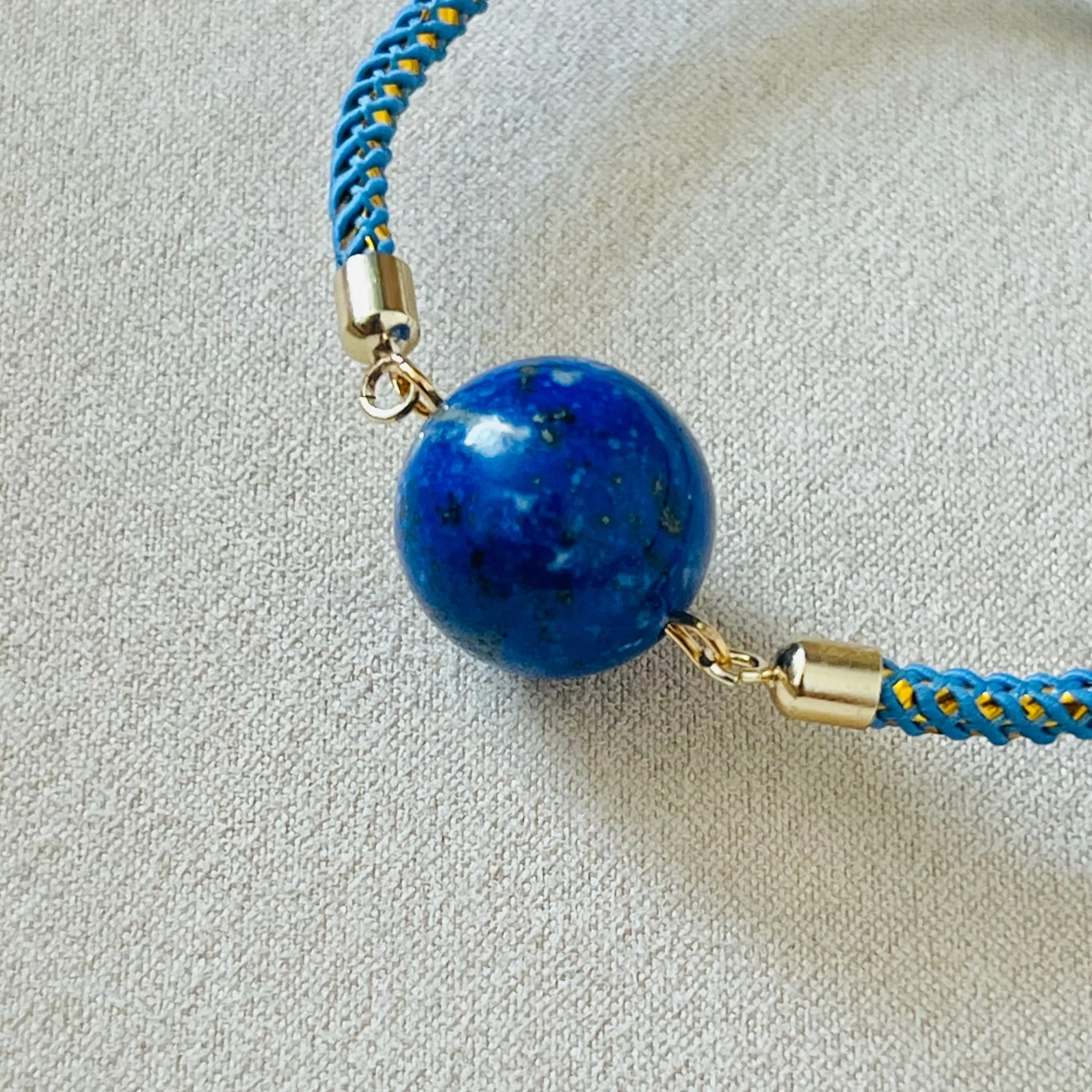 Lapis Lazuli Girl Bracelet (Blue String)