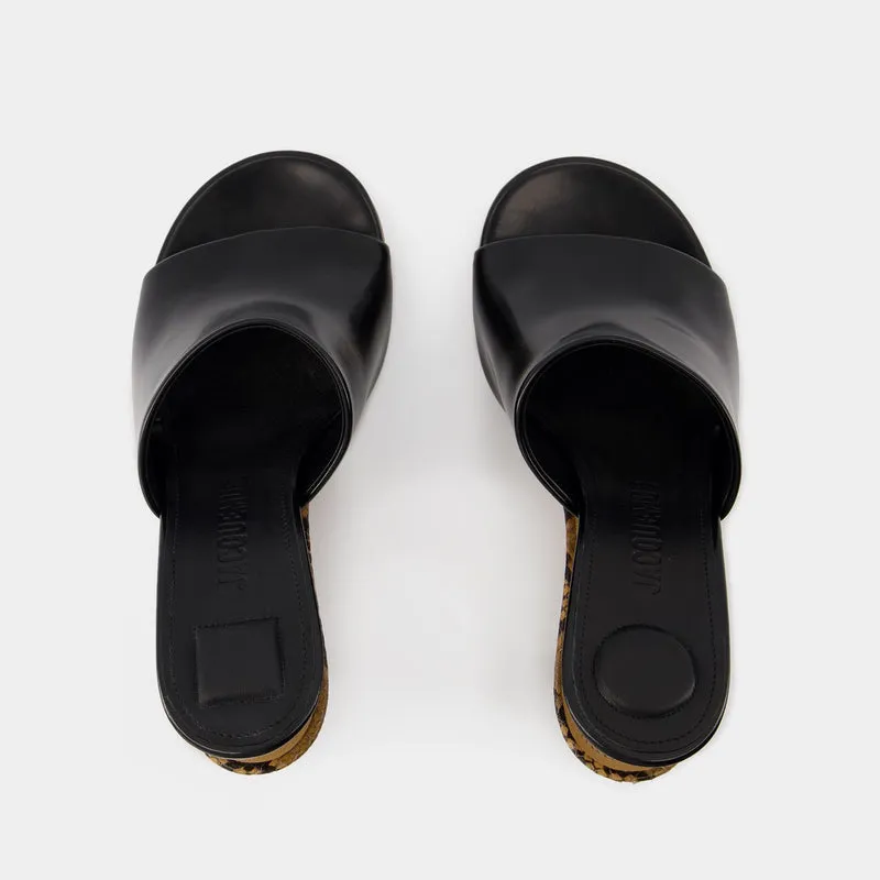 Les Doubles Mules Sandals - Jacquemus - Leather - Black