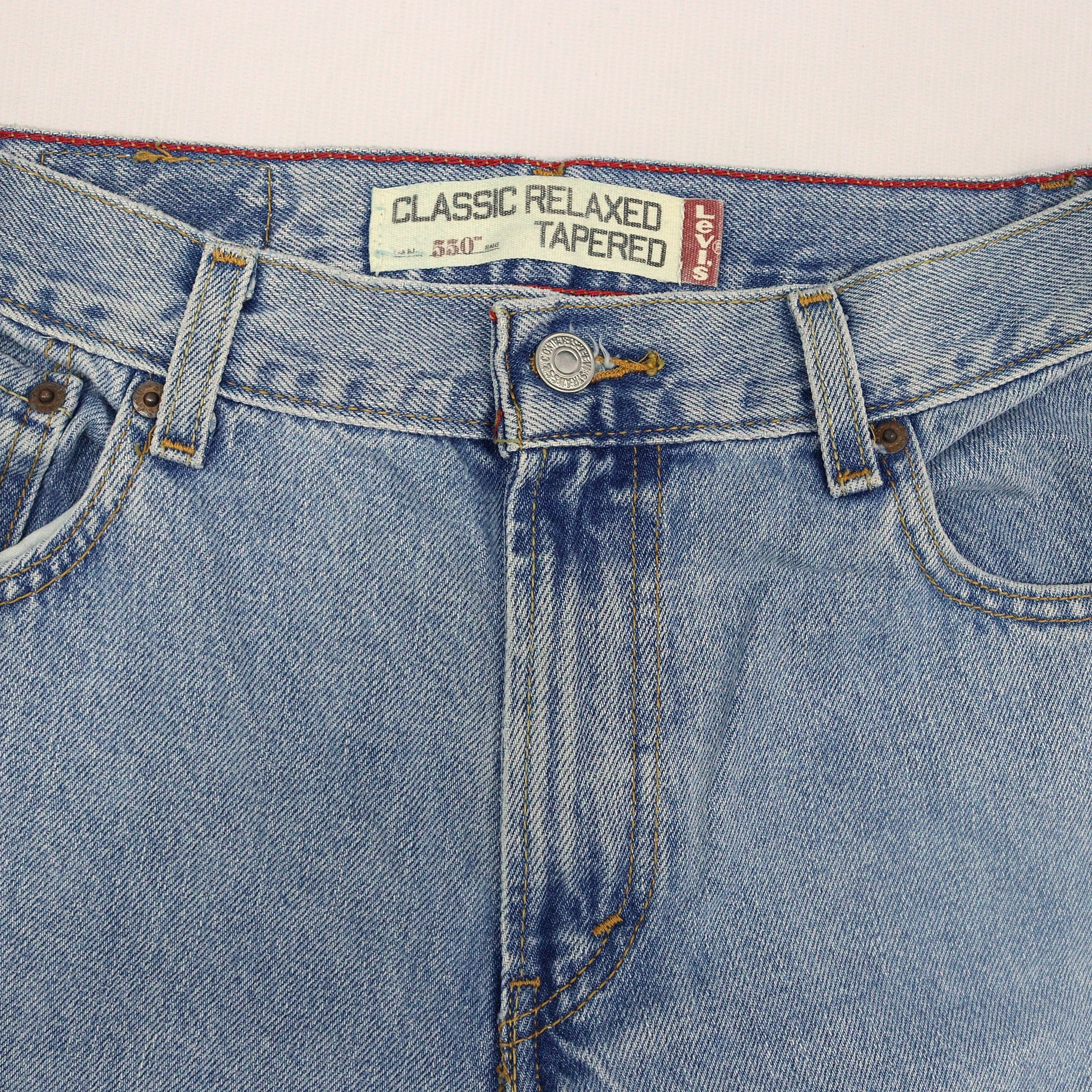 Levi's 550 Light Blue Jeans