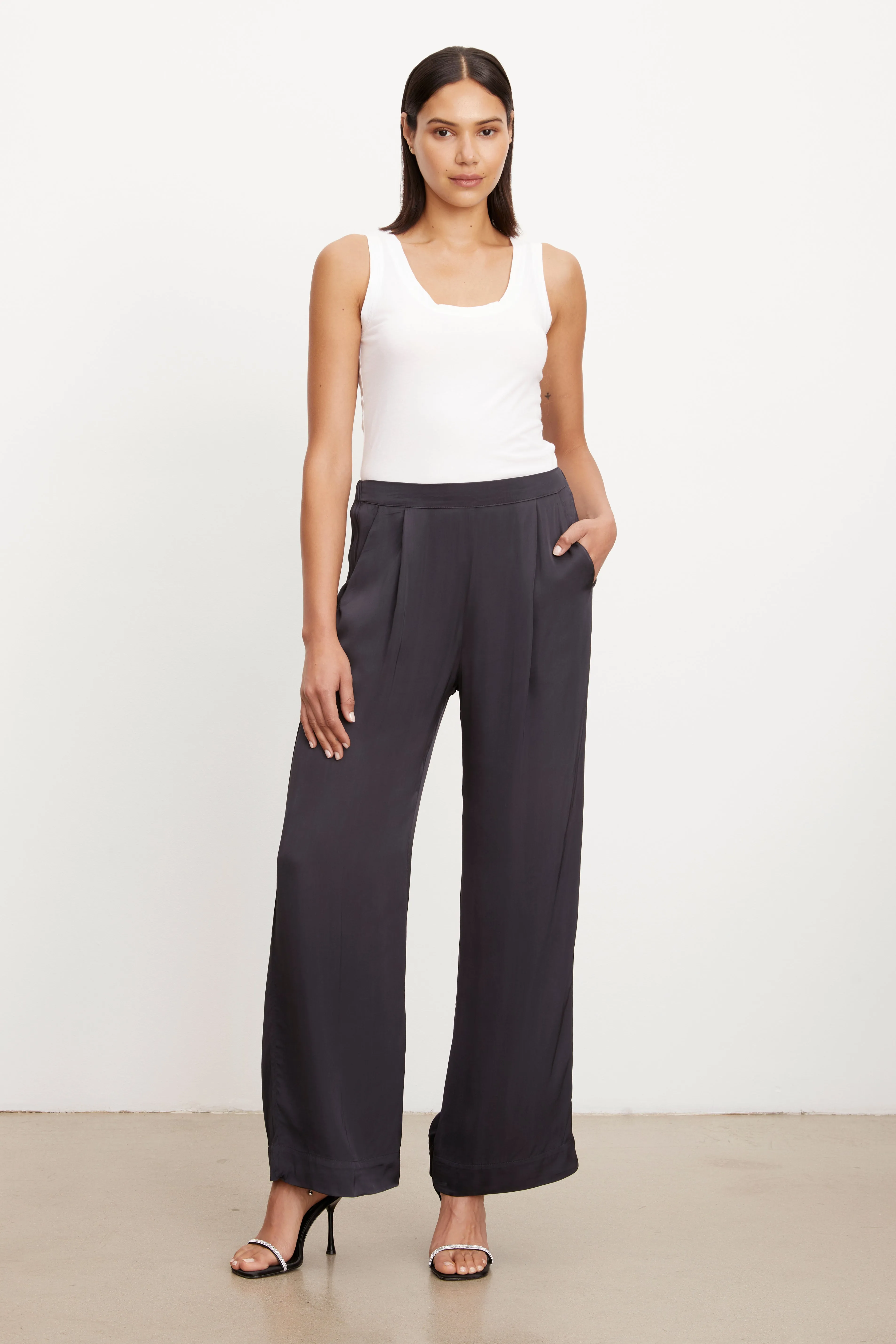 LIVI TROUSERS IN ASH