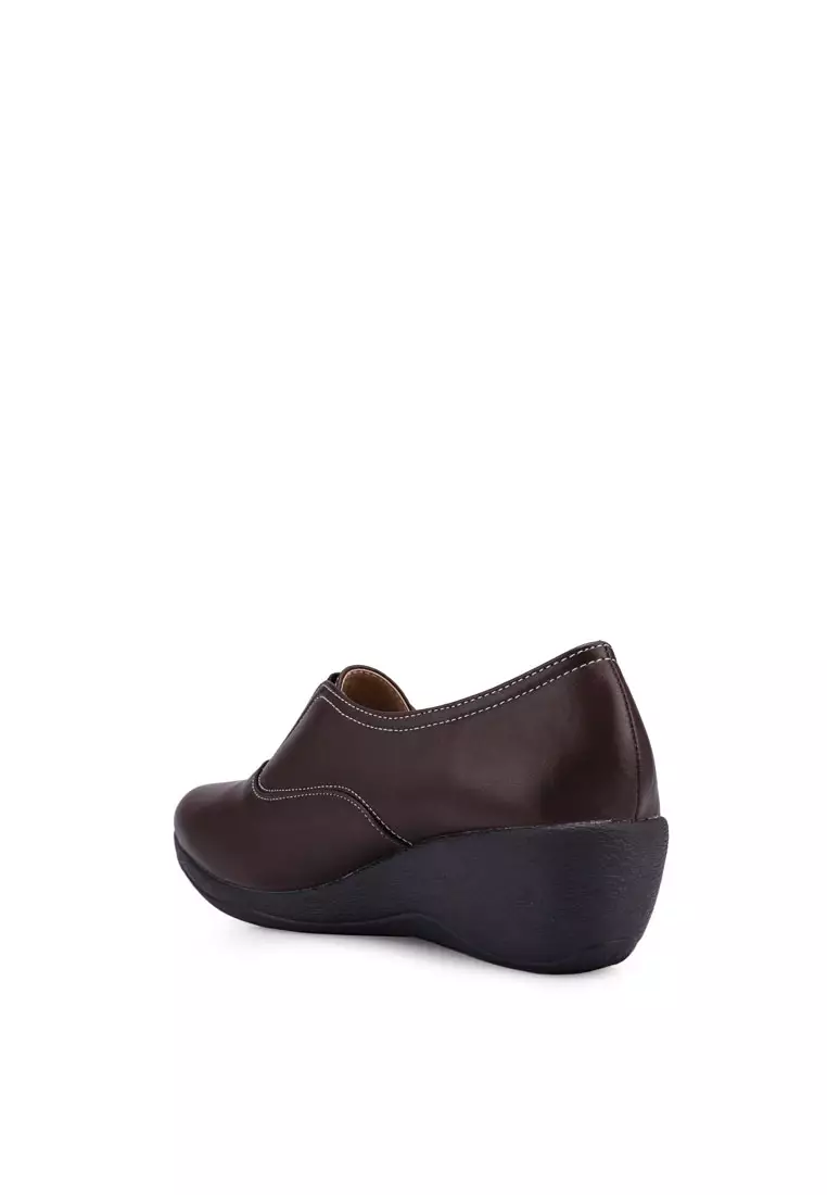 Louis Cuppers Faux Leather Wedges