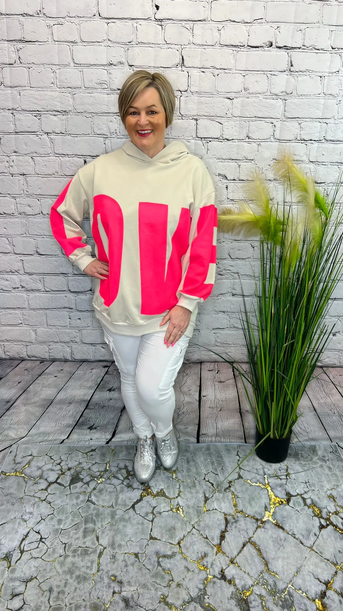 LOUISE Love Motif Sweatshirt