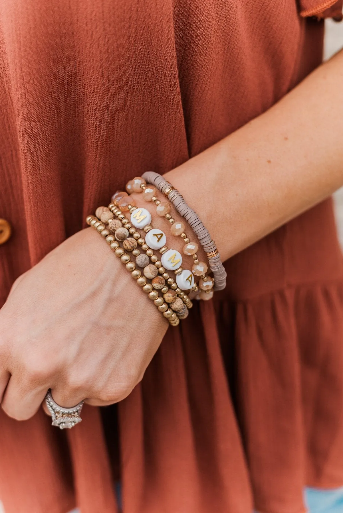 Loving My Mama 6-Piece Bracelet Set- Natural & Gold