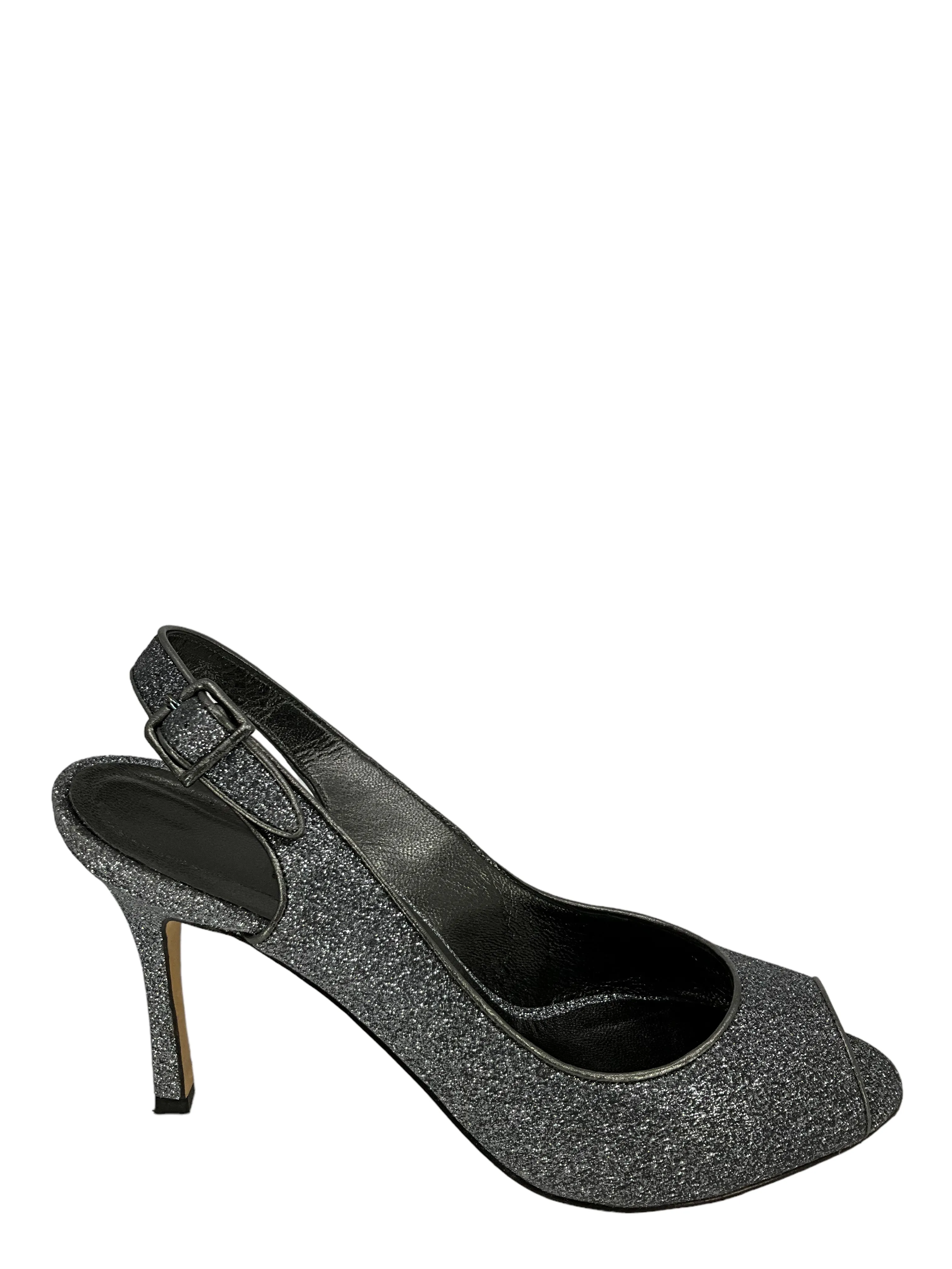 Manolo Blahnik Glitter Pumps 11