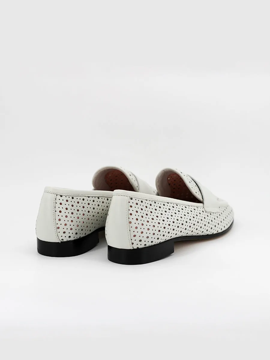 Avegno ice-color leather loafers.