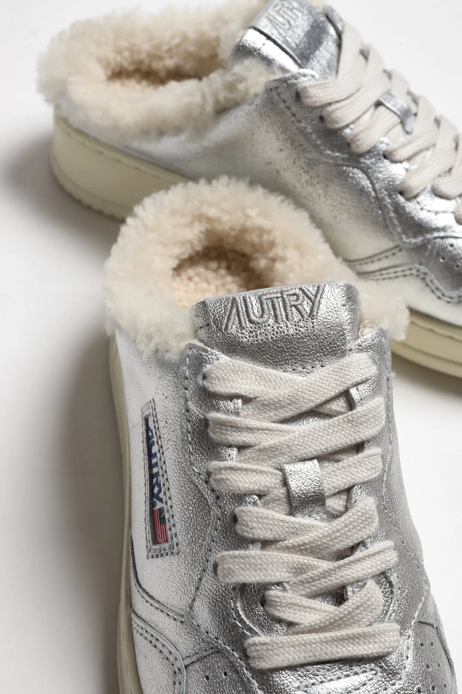 Mules Low in Shearling/Silber