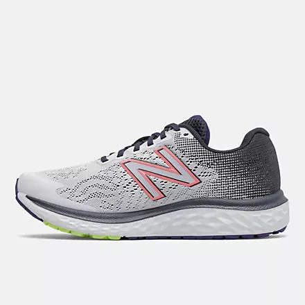 New Balance Women's 680 V7 running shoes