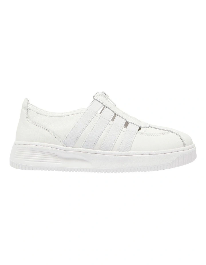 Newport Sneakers in White Leather