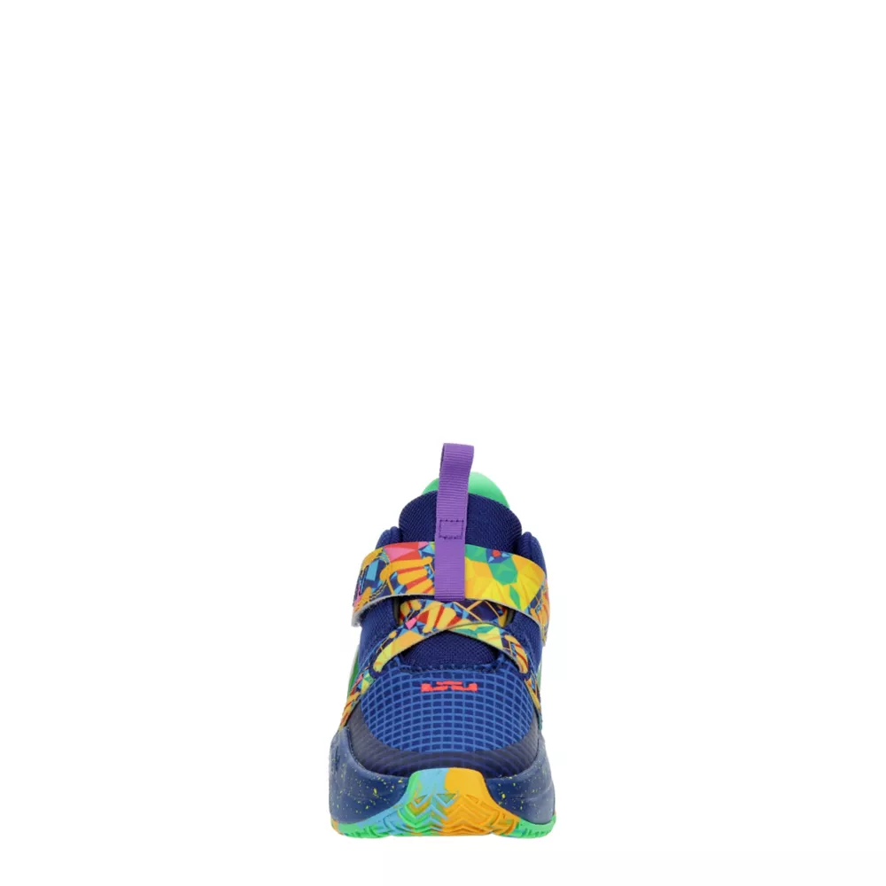 NIKE  BOYS LITTLE KID LEBRON WITNESS VII BASKETBALL SHOE