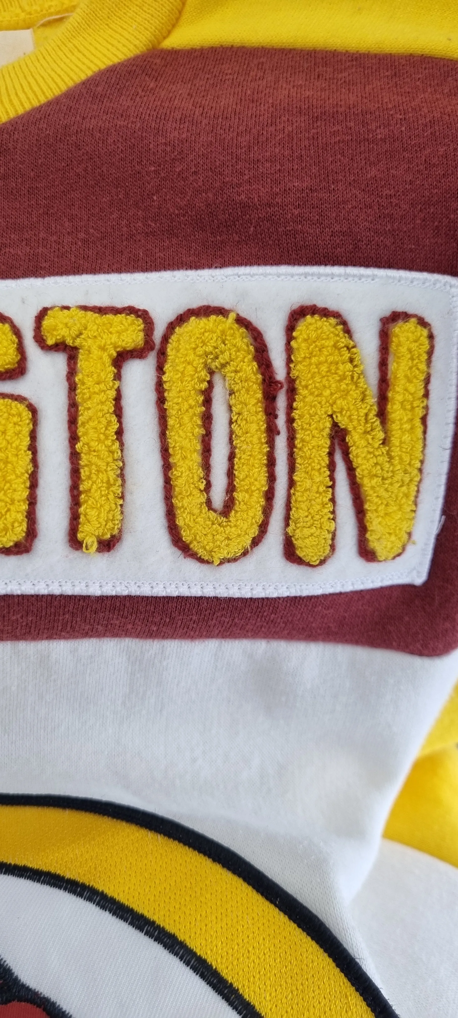 NIKE Washington Redskins 'Skyline' Sweatshirt - Vintage NFL Rare L Size