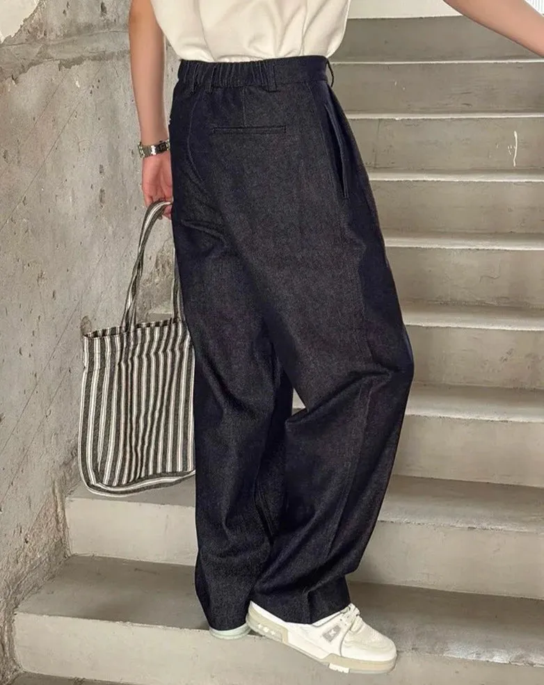 Pleated Front 90's Fit Trousers