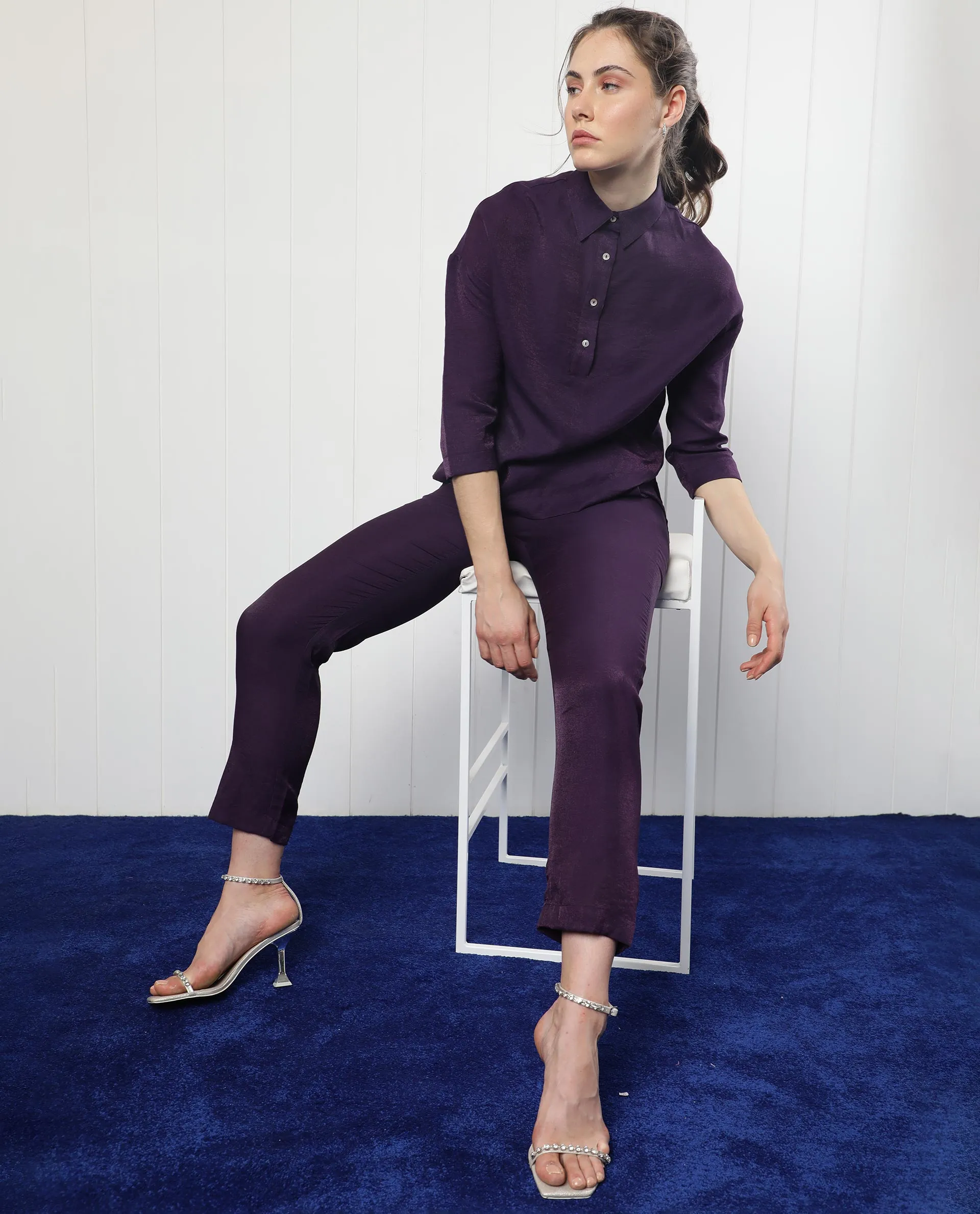 Rareism Women Unoo Dark Purple Polyester Fabric Tailored Fit Mid Rise Solid Ankle Length Trousers