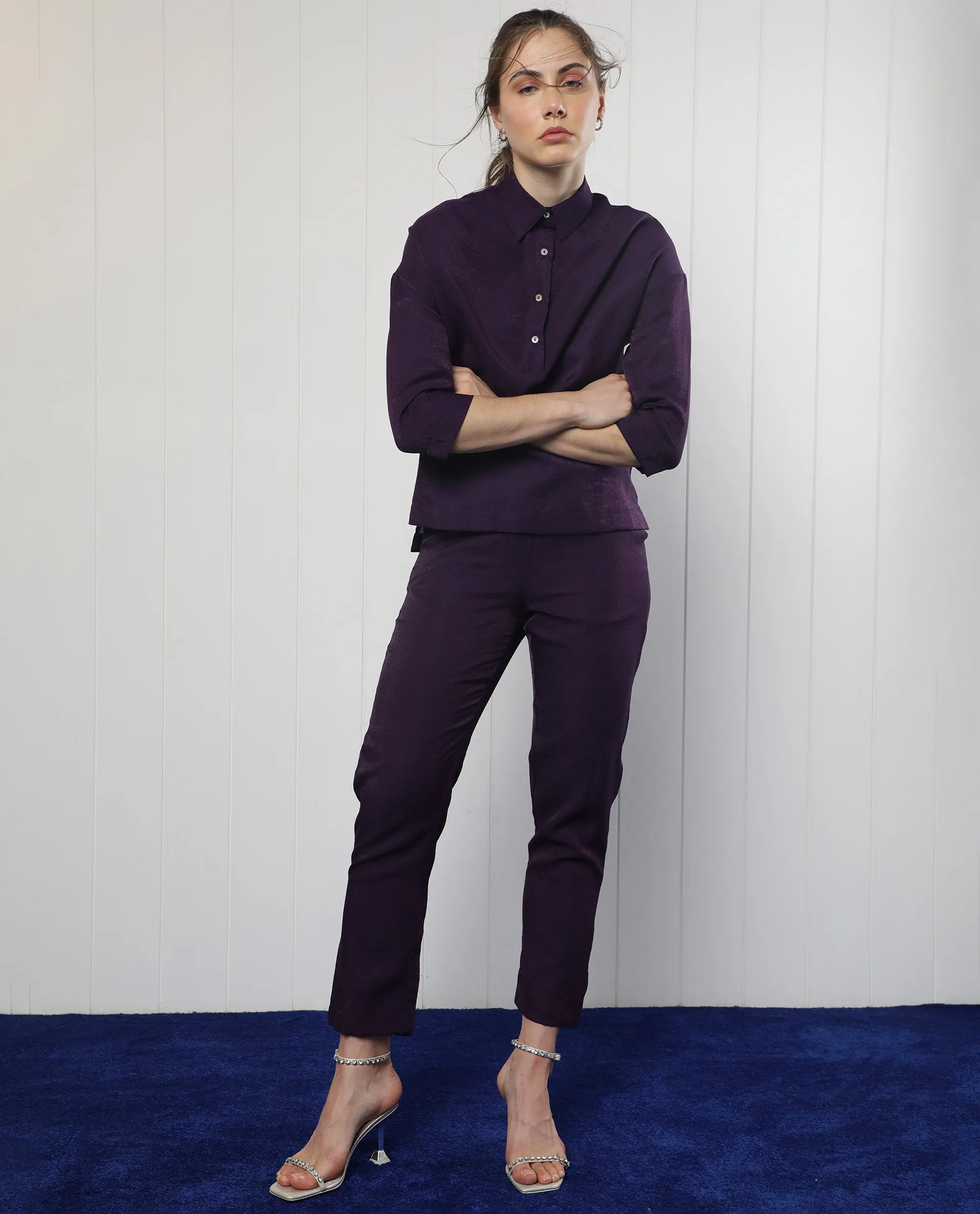 Rareism Women Unoo Dark Purple Polyester Fabric Tailored Fit Mid Rise Solid Ankle Length Trousers