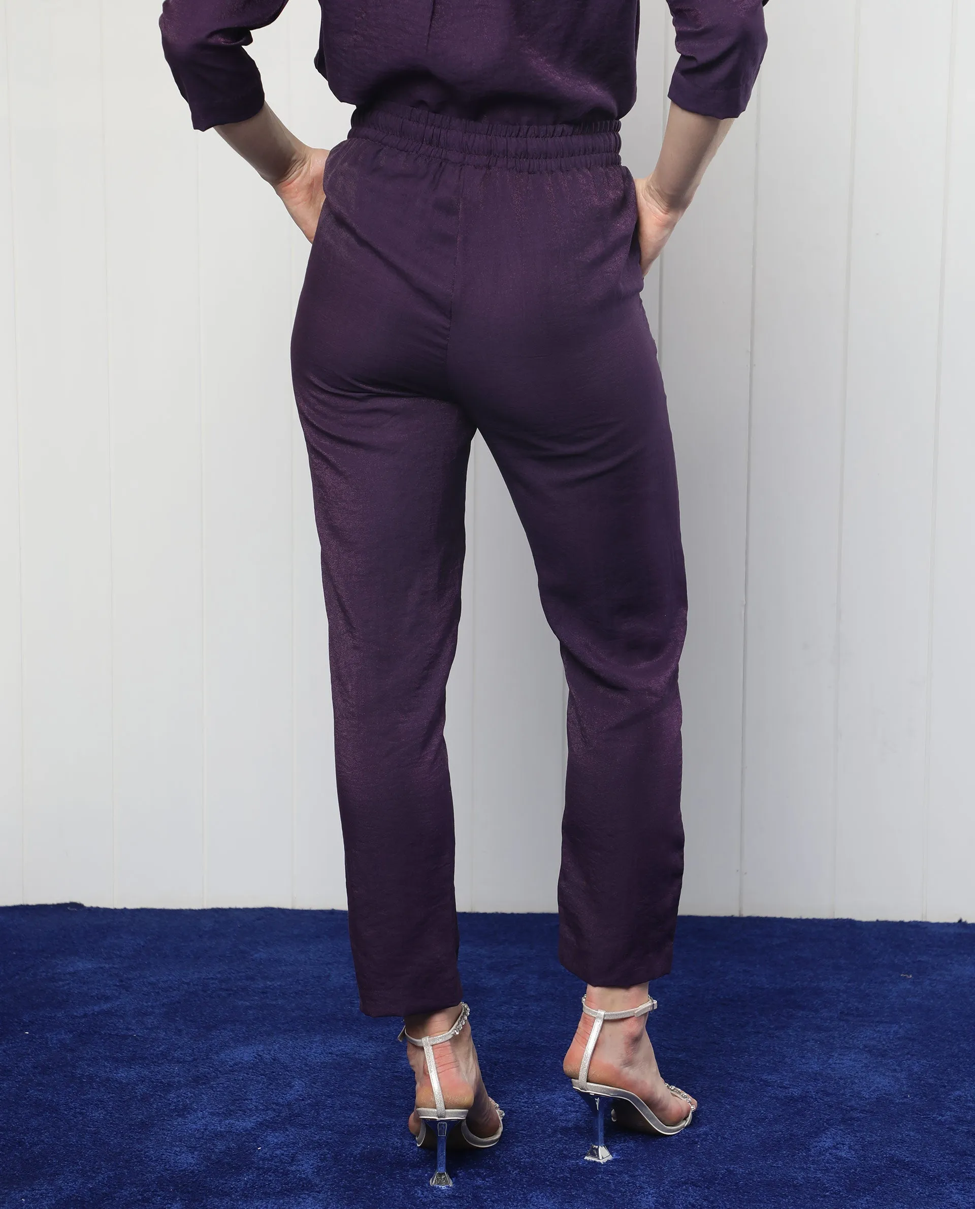 Rareism Women Unoo Dark Purple Polyester Fabric Tailored Fit Mid Rise Solid Ankle Length Trousers