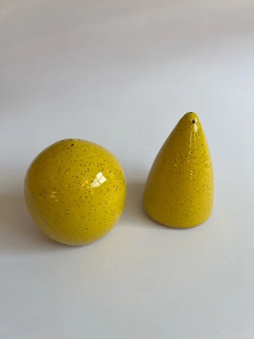 Salt & Pepper Shaker Set in Yellow