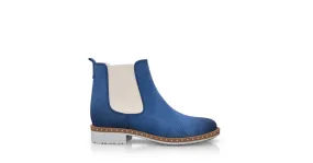 Summer-ready Chelsea boots