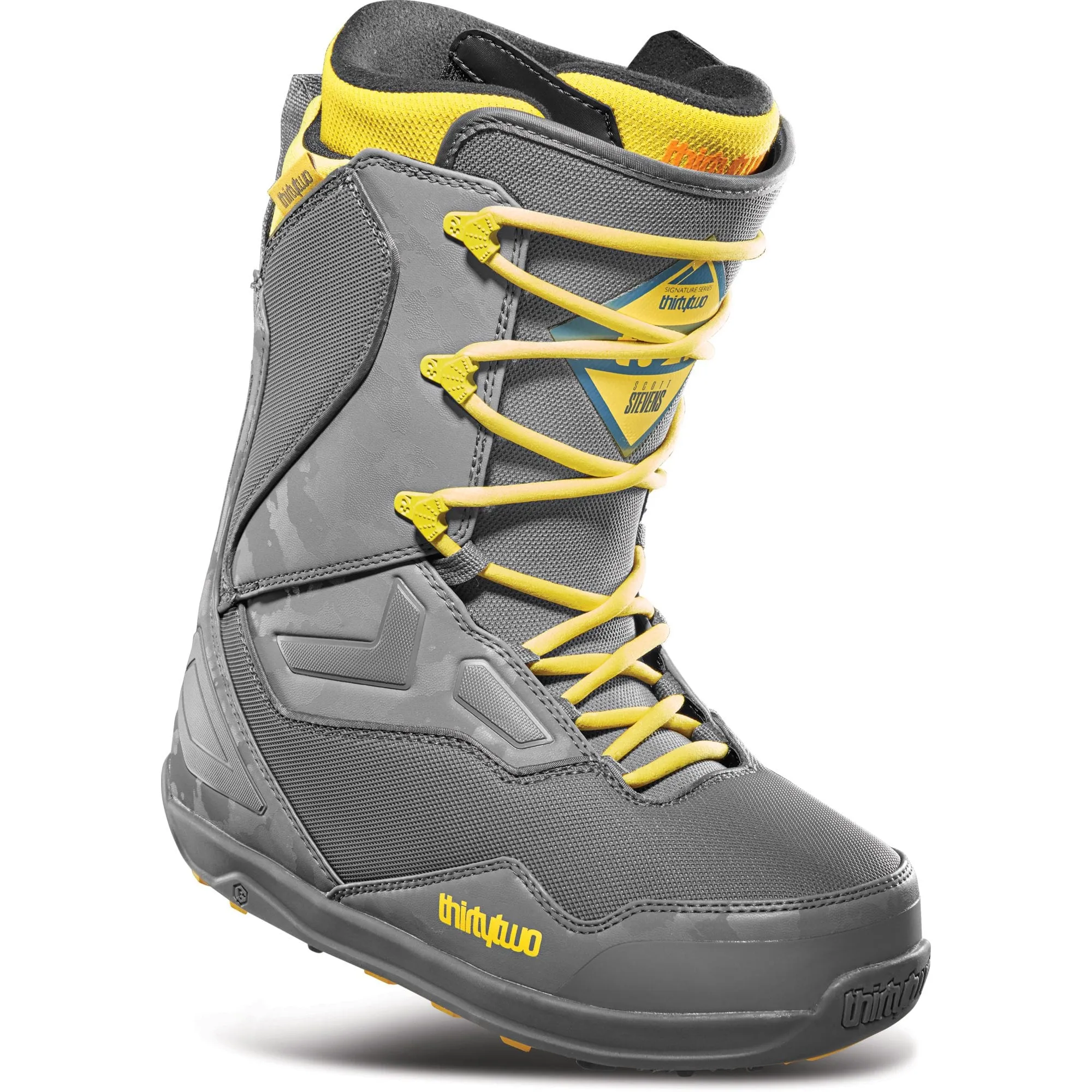 Snowboard boots with TM-2 technology