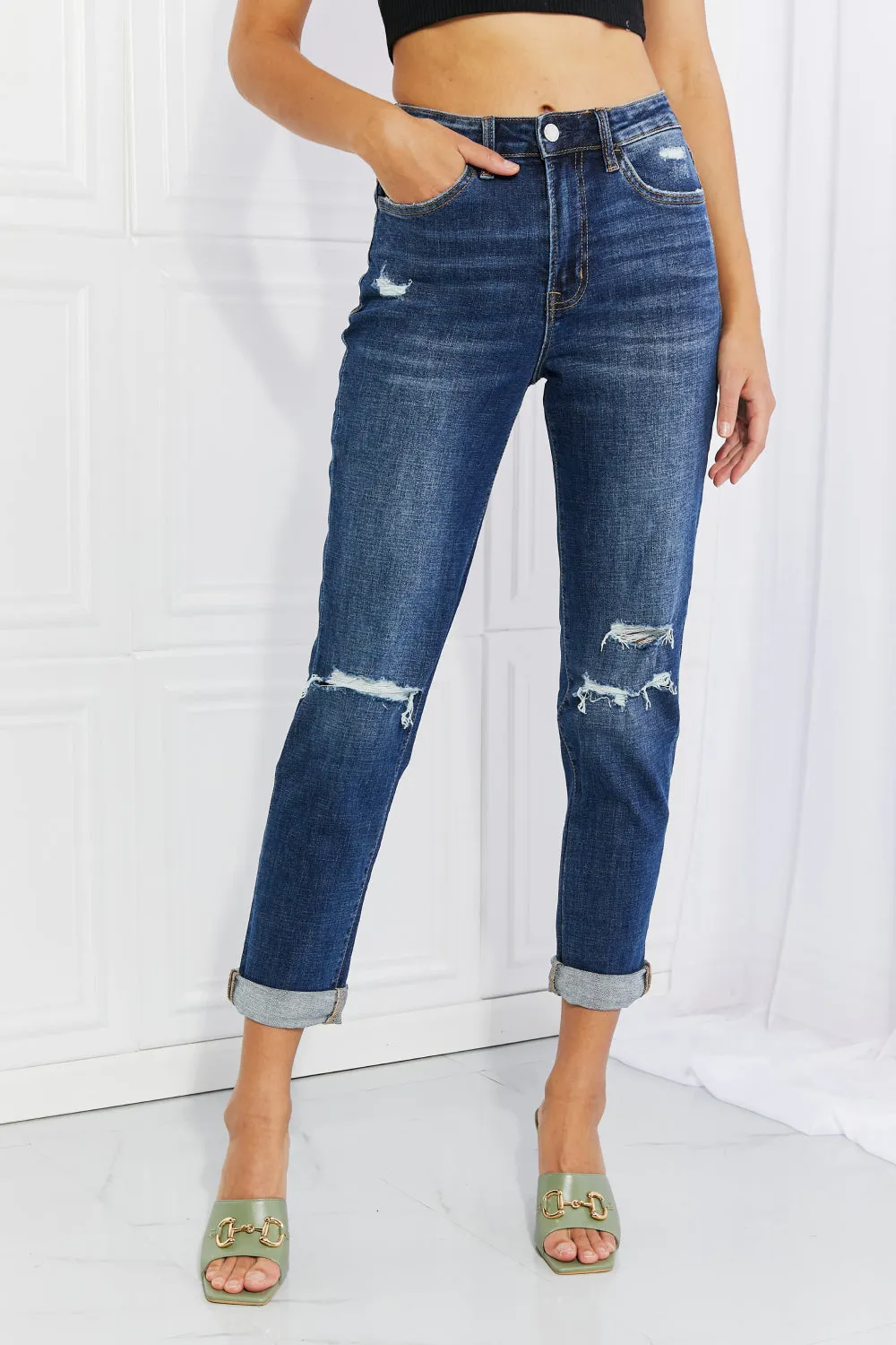 Vervet Flying Monkey Distressed Cropped Jeans - Full Size with Pockets