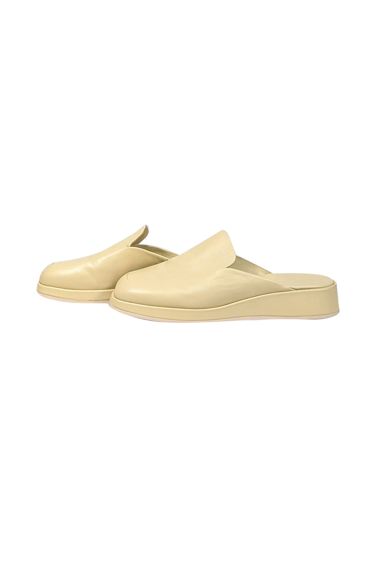 Vince - Cream Leather Slip On Mules Sz 8