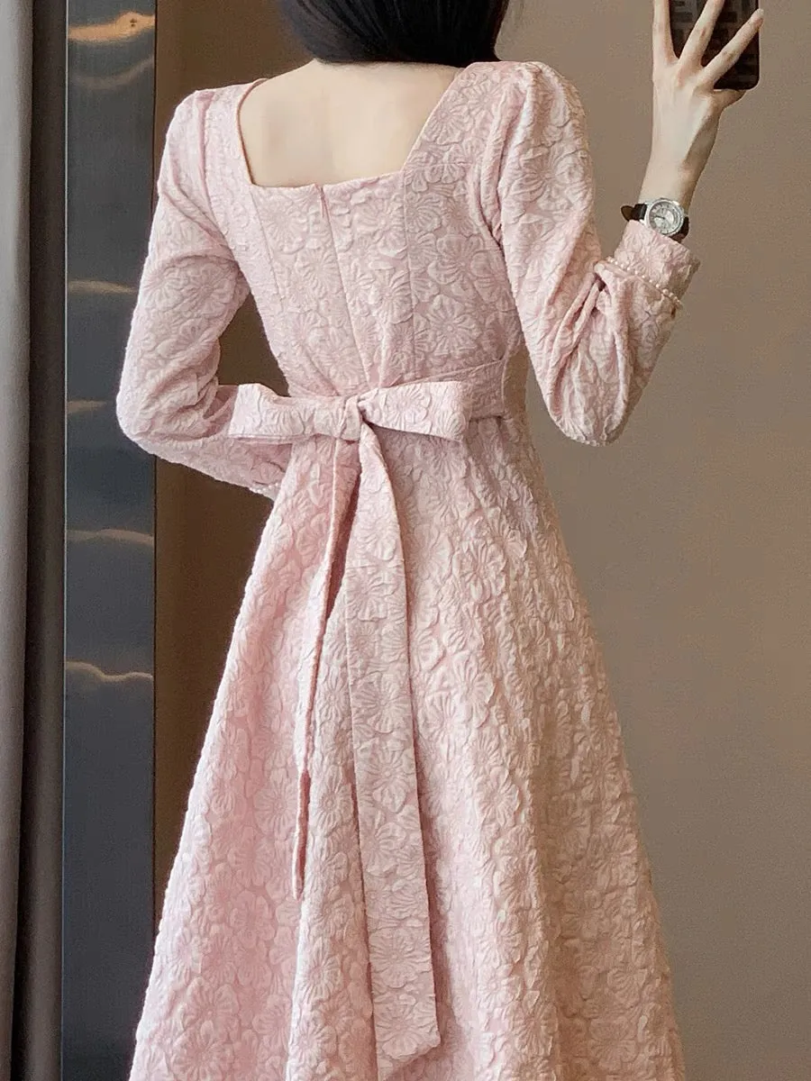 Winter new fashion temperament, gentle, light and luxurious girl, high-end sense, slim pink high-end dress, western style dress