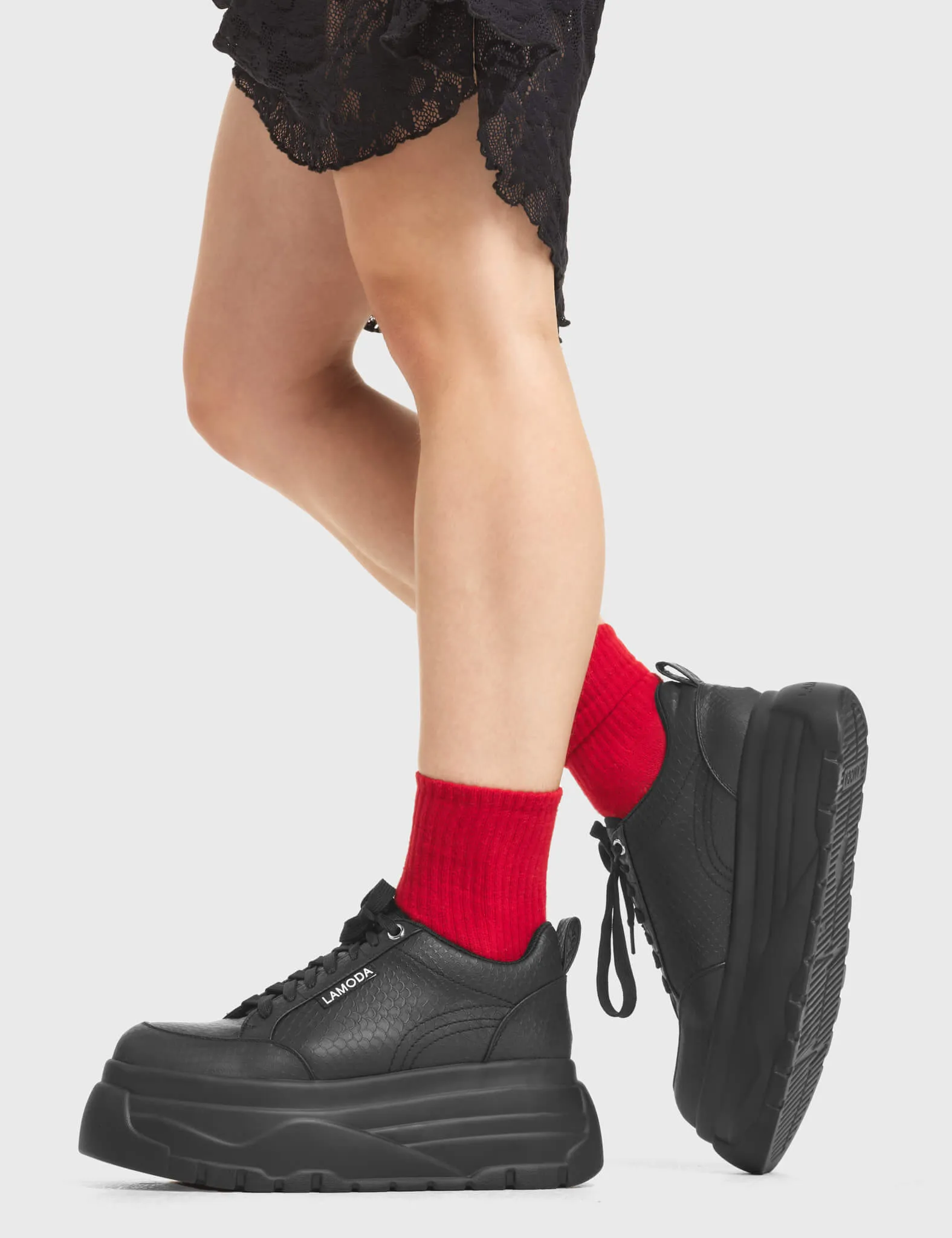 Witness Chunky Platform Sneakers