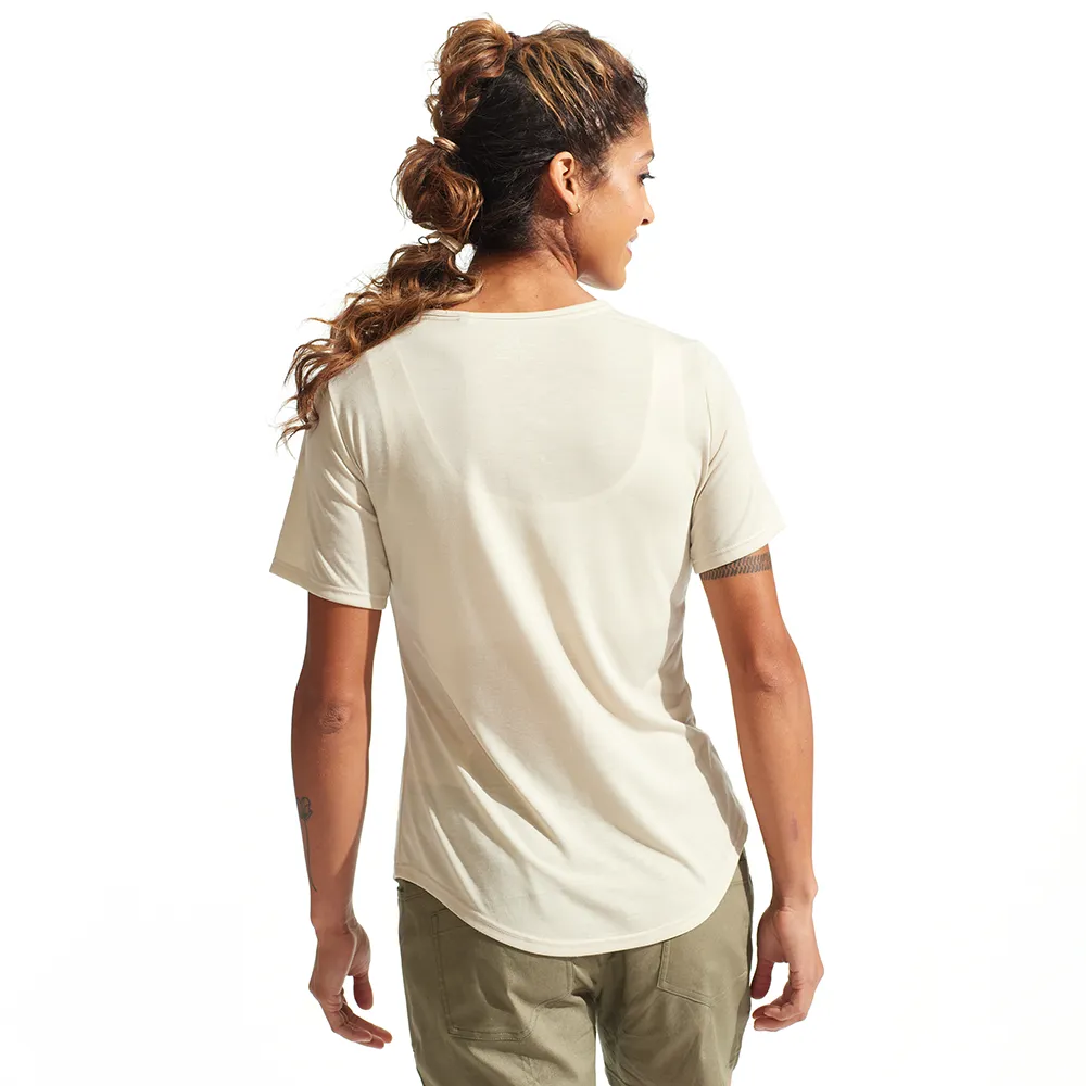 Women's Adventure-Friendly Henley Shirt