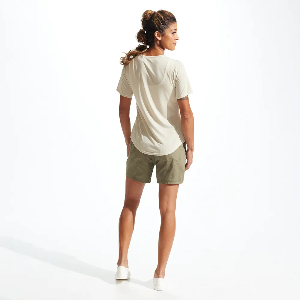 Women's Adventure-Friendly Henley Shirt