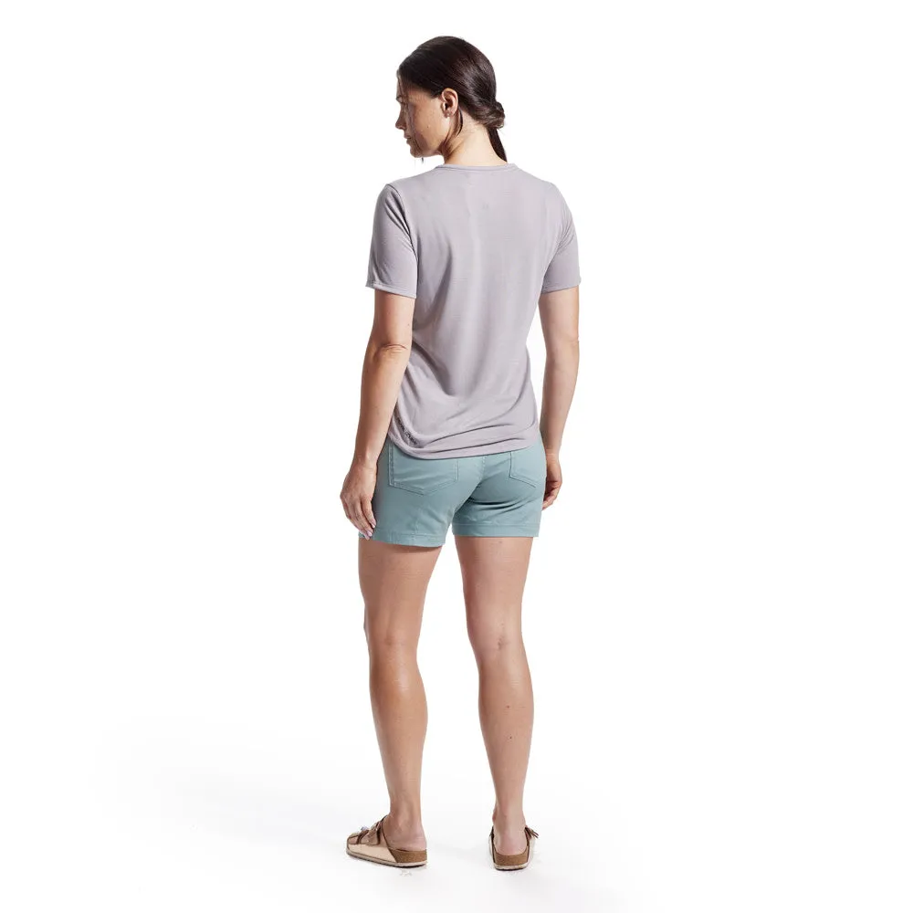 Women's Adventure-Friendly Henley Shirt