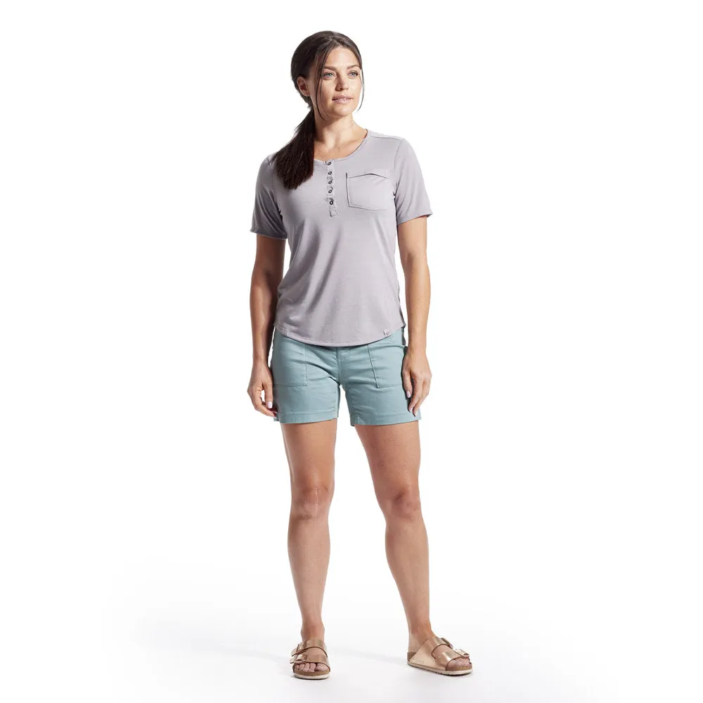 Women's Adventure-Friendly Henley Shirt